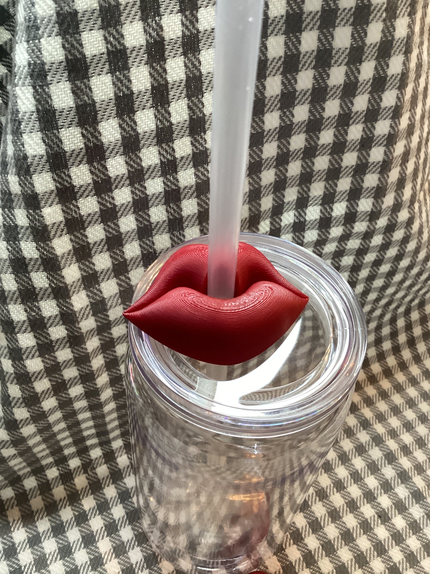 Medium straw topper