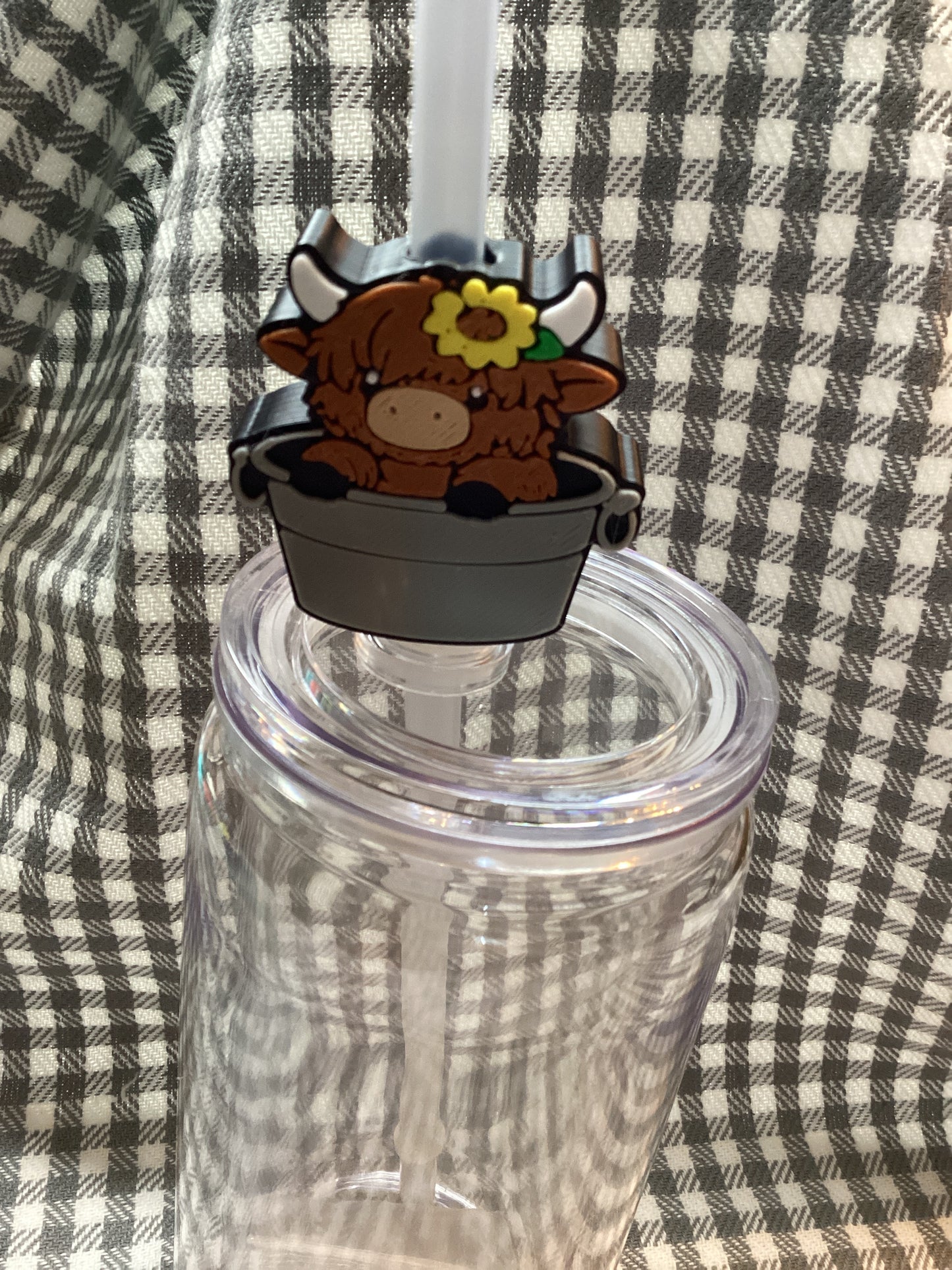 Medium straw topper