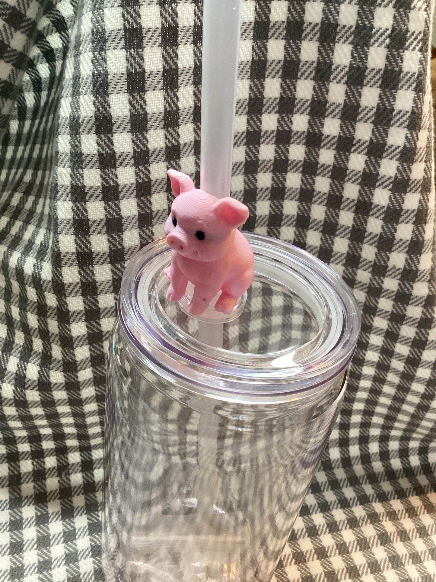 Medium straw topper