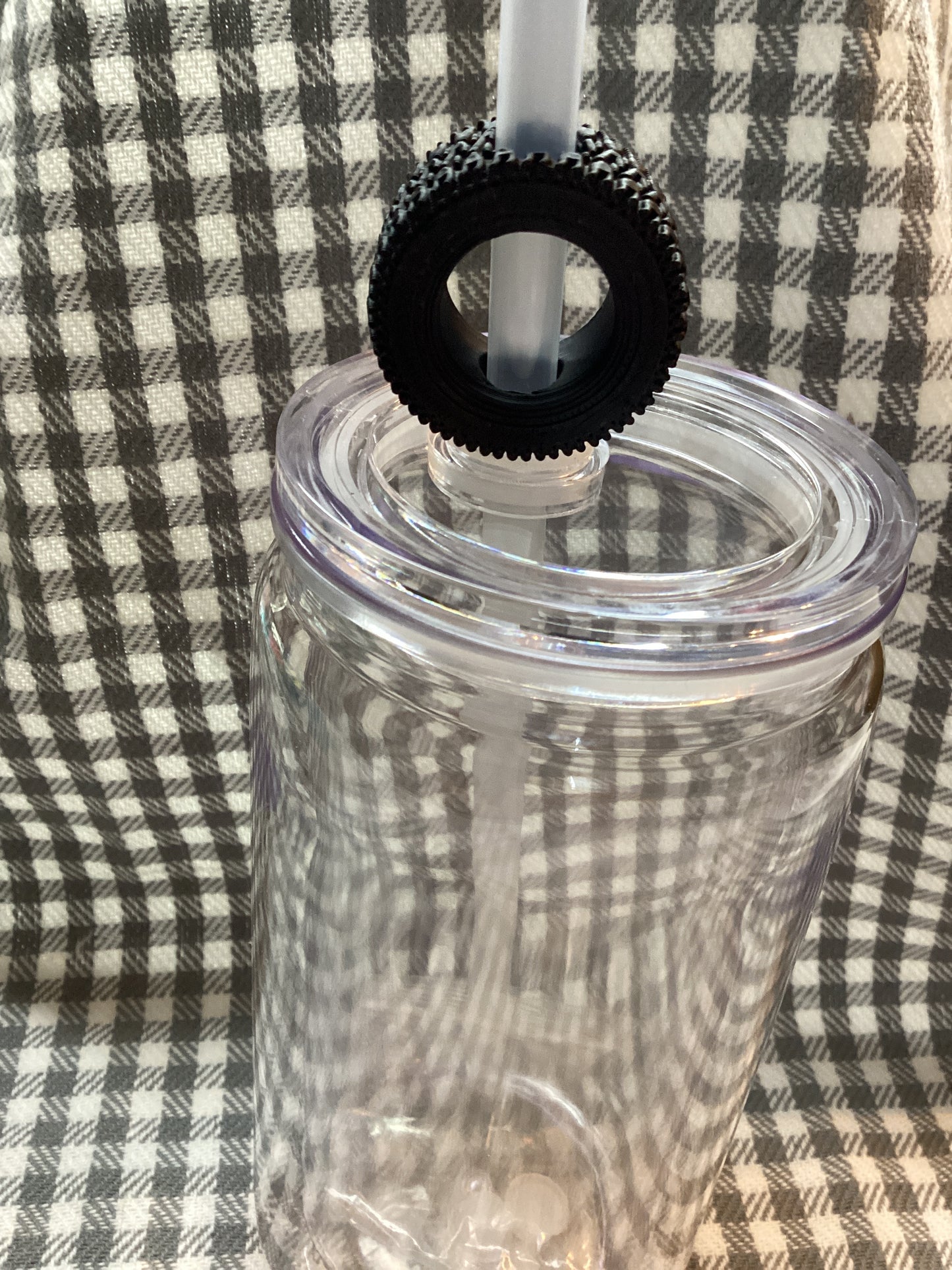 Medium straw topper