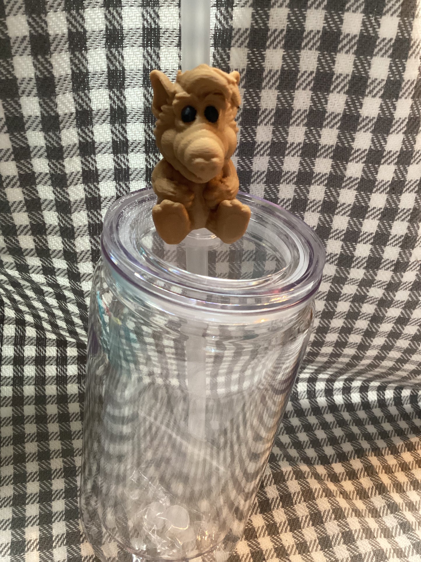Medium straw topper